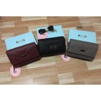 ราคา กระเป๋าสตางค์ สะพายข้างได้ พร้อมกล่อง ทรงไอแพด 2 ซิป หนังสีเรียบ ปั๊มเหล็กแรนด์ Forever young (G985) มือ 1 (9536869588)