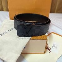 ราคา Used​ LV​ BELT​ ปี​ 2018 85/34 สายสวย ลายยังชัด หัวมีรอยขีดๆตามภาพ อุปกรณ์​ถุงกระดาษ ถุงผ้า กล่อง และการ์ด (8335016807)