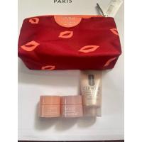 ราคา New % Clinique Set เครื่องสำอางค์พร้อมกระเป๋า ขนาด 7“ x 3.5” x 2” (28150365195)