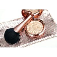 ราคา MAC SNOW BALL FACE BAG GOLD – HOLIDAY 2017 (928873100)