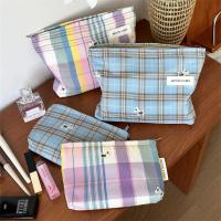 ราคา แม่น้ําน้อยที่มีสีสันลายสก๊อต ม้าน้อย กระเป๋าเครื่องสําอางปักถุงแป้งผ้าซับกระเป๋าความจุขนาดใหญ่ซิปถุงเก็บ (54009387137)