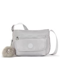 ราคา กระเป๋า Kipling รุ่น SYRO U สี Rdiant Slvr Twl (58054379253)