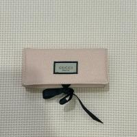 ราคา Gucci Beauty Lip Holder Pouch กระเป๋าใส่ลิปสติกจากเครื่องสำอางค์กุชชี่ (24404942677)