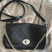 ราคา (ส่งต่อ) Coach Mini Ruby Crossbody สภาพสวย (6003989829)