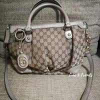 ราคา แท้ 100% กระเป๋าสะพาย Gucci มือสอง (7218798467)
