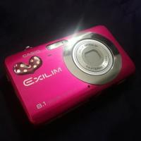 ราคา กล้อง Casio Exilim 8.1 mega pixels สีชมพู (2078550512)