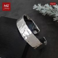 ราคา MT กำไลเงินแท้ ลายค้อนทุบ ตัวซี หน้ากว้าง 15 มม ข้อมือ 16 17 ซม Bangle (sbg028) MT Jewelry มณีธารา (6100228889)