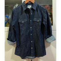 ราคา เสื้อเชิ้ตยีนส์แขนยาวผู้หญิง Wrangler แท้ 100% จาก shop รุ่น W061S202 ราคาเต็ม 1,790.- ไซด์ S อก38 (21395700323)
