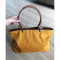 ราคา กระเป๋า Salvatore Ferragamo มือสอง ของแท้% สภาพดี มีร่องรอยการใช้งานบ้าง (20495499847)