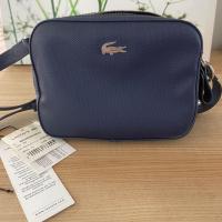 ราคา Lacoste crossbody แท้ 100% สภาพดีเหมือนใหม่ (5632328418)