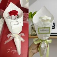 ราคา ช่อดอกไม้ ของขวัญวาเลนไทน์ ของขวัญรับปริญญา ของขวัญวันครบรอบ ดอกกุหลาบ ของขวัญปัจฉิม (53006092171)