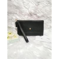 ราคา พร้อมส่ง ของแท้ %⁣⁣ COACH leather triple wallet คล้องมืองานshop หนังสีดำ 2 ซิป (#F29609) ของแท้ ของใหม่ % (7995081350)