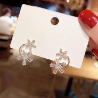 ราคา CARNEY & CLAIRE EARRINGS S925 เข็มเงิน CSN057 (20987015466)