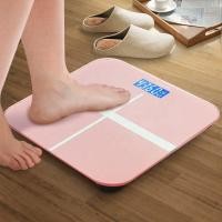 ราคา (แถมถ่าน) เครื่องชั่งน้ำหนักดิจิตอล รองรับนน.สูงสุด 180kg. #Z472-A (57112597743)