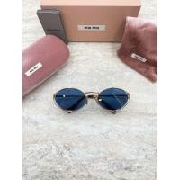 ราคา MIU MIU sunglasses % แว่นแดดรุ่น 52YS สี Pink Gold / Dark Blue (27266111741)