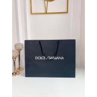 ราคา ถุงกระดาษ D&G สีดําขนาดใหญ่ - ถุงกระดาษแบรนด์แฟชั่นสําหรับผู้หญิงและผู้ชาย - กระเป๋าช้อปปิ้งแบรนด์ Dolce & Gabbana Wrapper (55906622855)