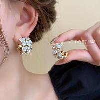 ราคา DREJEW ใหม่ ต่างหู ทอง 18K ประดับเพทาย รูปตัว C ไข่มุก ดอกไม้ หรูหรา ระดับไฮเอนด์ สําหรับผู้หญิง (25019649879)