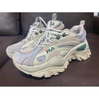 ราคา สินค้ามือ2 รองเท้าผ้าใบ Fila (24316560697)