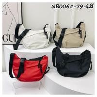 ราคา elegant-79 กระเป๋าแฟชั่นใหม่ -กระเป๋าผ้าแฟชั่น สะพายไหล่/สะพายพาดตัว กรับสายได้ มีซิป สไตล์เท่ๆ ใช้งานได้ทั้งหญิงและชาย (47960190713)