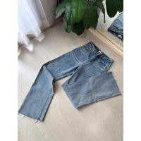 ราคา [มือ 1] กางเกงยีนส์ขายาวทรงขากระบอกเล็ก ป้าย Jirana Size M ปลายขารุ่ย ผ้าเนื้อหนายืดเล็กน้อย (26902928370)