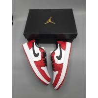 ราคา Air Jordan1 Retro Low Golf Chicago (22437522326)