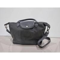 ราคา longchamp neo size s สีเทา มือสอง (21317026310)
