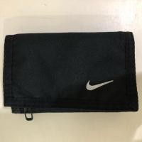 ราคา กระเป๋าสตางค์ผ้า Nike มือสอง (2345155775)