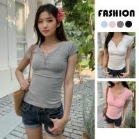 ราคา เสื้อยืดแฟชั่นผู้หญิง คอวี กระดุมหน้า สีพื้น เข้ารูปสวย ผ้าคอตตอนสแปนเด็กซ์ นุ่มยืด t322# (54561836519)
