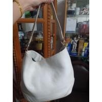 ราคา กระเป๋ามือสอง Louis Quatorze (23884463020)