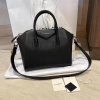 ราคา BU230509843] Givenchy / Antigona (23843221102)