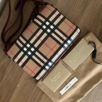 ราคา กระเป๋าสะพายข้าง Burberry (25134057320)