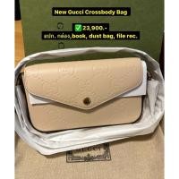 ราคา New Gucci Crossbody Bag น้องปั้ม Logo GG ทั้งใบเลยค่ะ มี 2 สี ราคาดีมากๆ ใส่มือถือ กระเป๋าสตางค์ยาวได้ทุกรุ่น (48353221521)