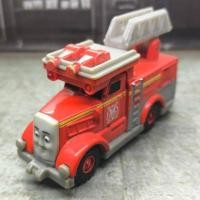 ราคา โมเดลรถเหล็ก รถของเล่น Thomas & Friends Take-n-Play Talking Flynn จาก Fisher-Price "พูดได้" และมีไฟหน้า (57602784258)