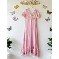 ราคา เดรสยาวปักลูกไม้คอวีสีชมพูเรียบหรูงานป้ายวันวัน (20139918064)