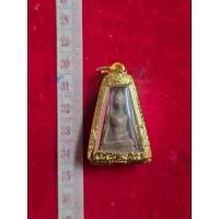 ราคา พระผงสุพรรณพิมพ์หน้าหนุ่ม เนื้อดินเผา กรุ วัดนางพญา พร้อมกรอบทองไมครอน (41980265220)