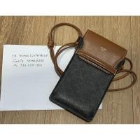 ราคา celine phone bag USED *มีตำหนิ ขายถูก #celine #phonebag #มือสองสภาพดี 85% (29061275176)
