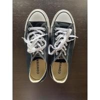 ราคา รองเท้าผ้าใบ Converse สีดำ แท้ มือสอง men 5, women 7 สภาพดีมาก (16810675416)