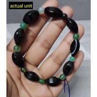 ราคา BLACK ONYX/BLACK AGATE 8MM++ FACETED LULUTONG SHAPE BRACELET (45410874887)