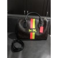 ราคา ขายกระเป๋า coach *มือสอง* ทรงหมอนไซส์ใหญ่ 12” ของแท้1000% สภาพ80% มีตำหนิตรงหูหิ้วลอกกับขอบบน ส่งต่อราคาพิเศษ(ซื้อมา5990 (5555900679)