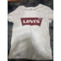 ราคา [มือสอง][แบรนด์แท้]เสื้อยืด Levi’s ของแท้ อกหน้าผ้า 34 นิ้ว ยาว 24 นิ้ว (53604357789)