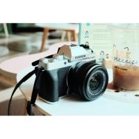 ราคา กล้องฟูจิ xt200 + fujinon 15-45 กล่องครบ ประกัน ecmall ( 23/11/64) เมนู english ( live steam ได้เลย) (5879932648)