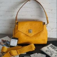 ราคา MCM Essential Monogrammed Leather Crossbody Small (6638521129)