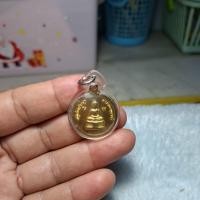 ราคา เหรียญพระพุทธโสธรหลังร.๕พร้อมเลี่ยมเก่า (52912156529)