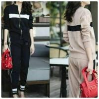 ราคา ชุดเซ็ทไหมพรม ชุดวอร์มขึ้นเครื่องพร้อมส่งสีกรม (2270100970)