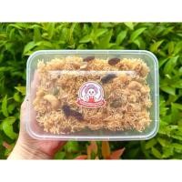 ราคา หมี่กรอบบ้านคุณยาย หมี่กรอบหอมอร่อยพร้อมธัญพืช ลูกเกด เม็ดมะม่วงหิมพานต์ และเมล็ดฟักทอง (28161085855)