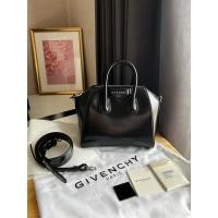 ราคา Givenchy antigona mini yr20 ใหม่ อปก ครบ (25173282931)