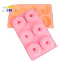 ราคา [B&N] แม่พิมพ์โดนัทซิลิโคน 6 ช่องแม่พิมพ์ช็อคโกแลตขนมขนมปังเค้ก Mould แม่พิมพ์ขนม Non-Sti ถาดอบ DIY เครื่องมือทําโดนัท [ใหม่] (27844949398)