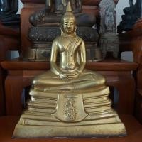 ราคา พระบูชา หลวงพ่อโสธร ภปร รุ่นสร้างพระอุโบสถ หลังใหม่ปี 2536 เนื้อโลหะกะหลั่ยทอง หน้าตัก5นิ้ว (43100048393)