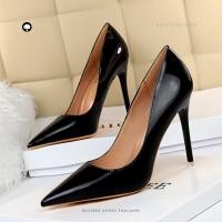 ราคา Bigtree Shoes Thailand ส้นสูงหนังแก้วหัวแหลม ใส่ทำงาน-ออกงาน สูง 3/4 นิ้ว | ไซซ์ 34-43 | รุ่น 9511-6 (29720939668)