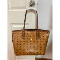 ราคา ส่งต่อกระเป๋า MCM ของแท้! (มีตำหนิเล็กน้อย) (41856684790)